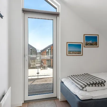 Apartment Kysthusene, Lejl, 26